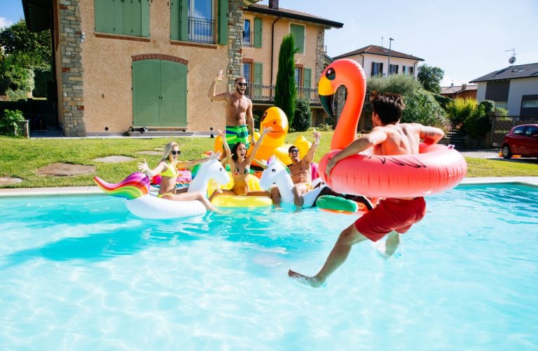 8 Inflatable Pool Boats for Your Party