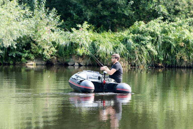 6 Best Remote Control Trolling Motors: Which One Should You Get?