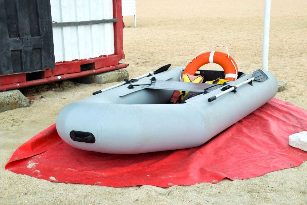 Test inflatable boat