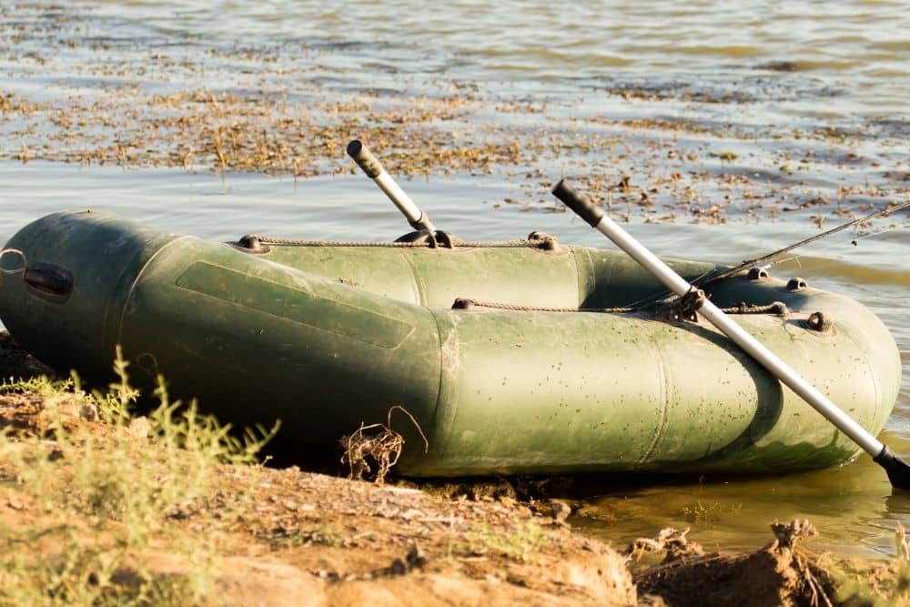 Aging an inflatable boat appearance