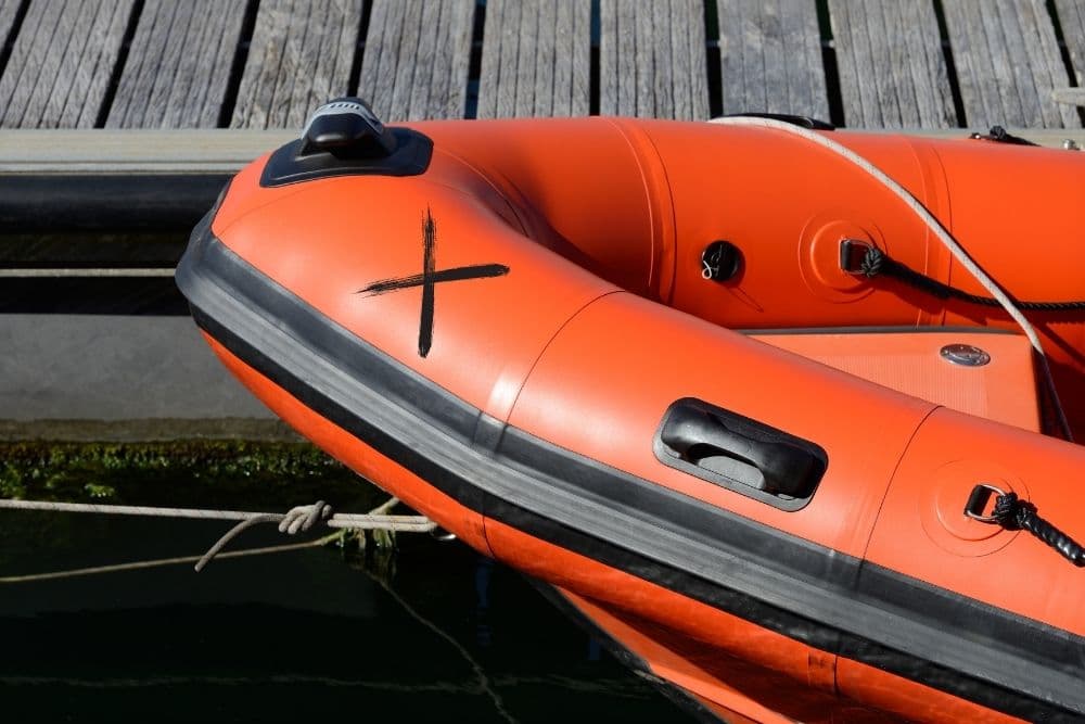 Mark on the inflatable boat