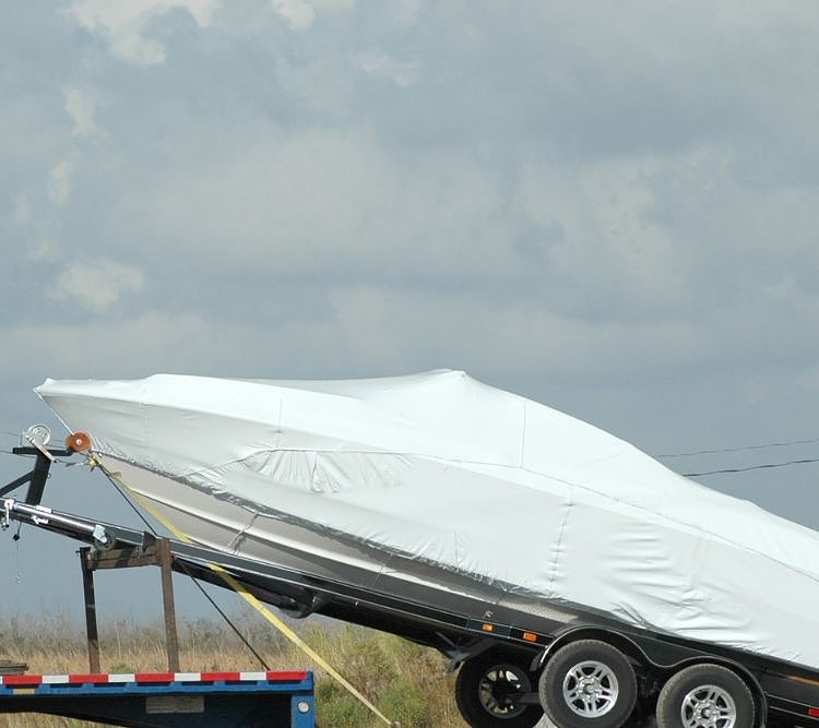 Shrinkwrap an inflatable boat