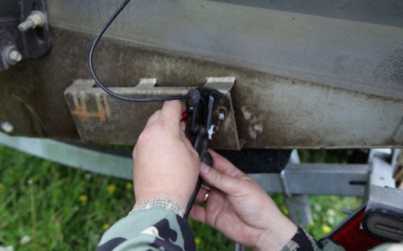 mounting a transducer on the boat transom