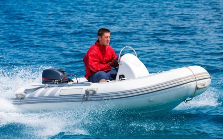 Can a RIB boat Sink/Flip?