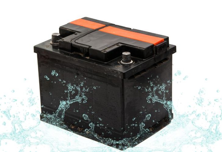 Can A Marine Battery Be Submerged In Water?