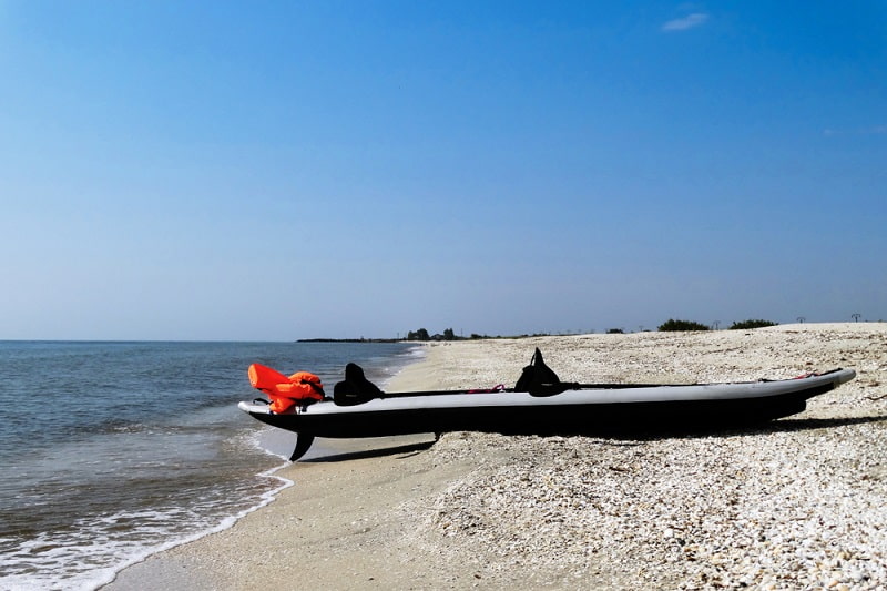 a kayak with a skeg