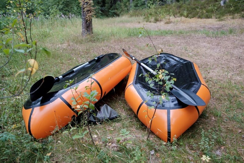air-dry inflatable kayaks in the sun
