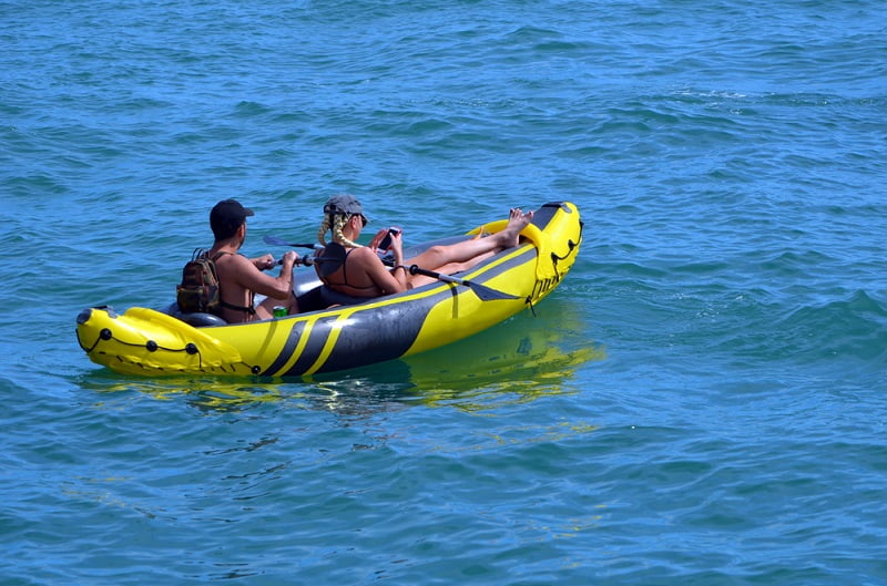 keeping your legs straight in an kayak