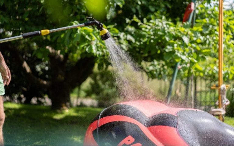 How to Get Mold Off an Inflatable Kayak?