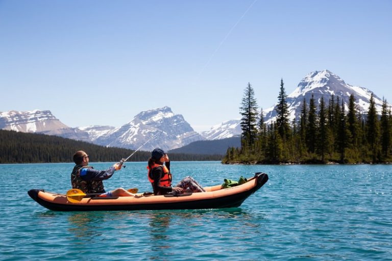 How to Sit In an Inflatable Kayak Comfortably?