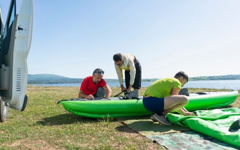 How to Fold an Inflatable Kayak?