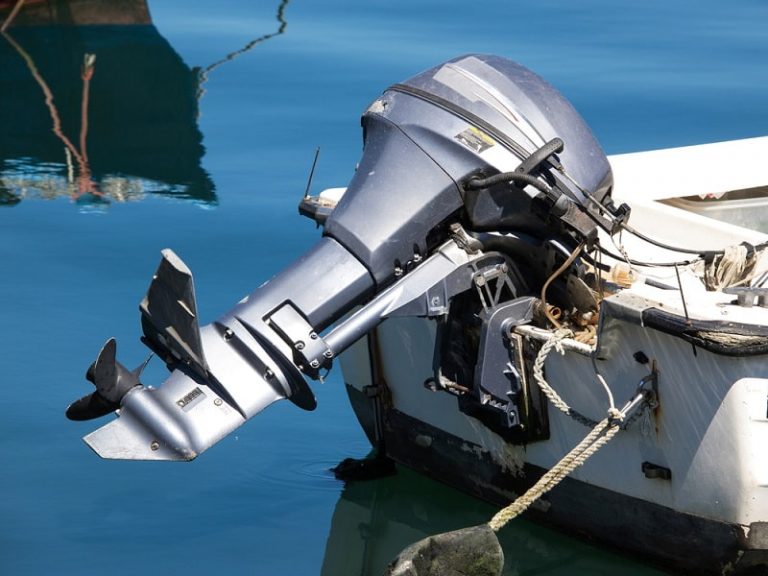 Do Outboard Motors Have Air Filters?