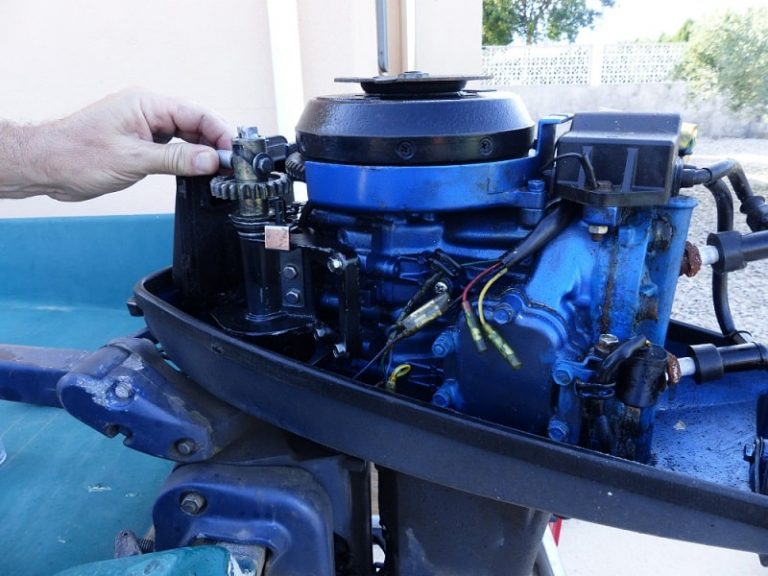 Why Does My Outboard Motor Backfire? Anchor.Travel