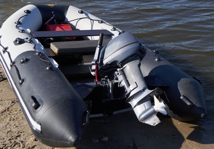 What Is The Best Battery For An Outboard Motor?