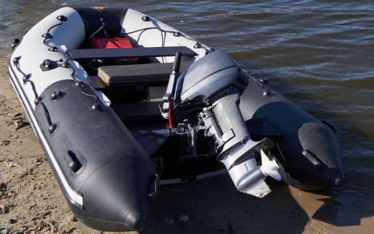 What Is The Best Battery For An Outboard Motor?
