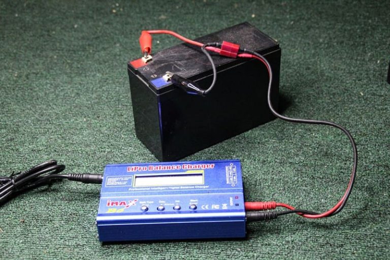 At What Amperage Should I Charge My Deep Cycle Battery? Anchor.Travel