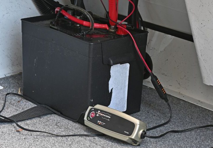 Can I Charge A Marine Battery With A Trickle Charger?