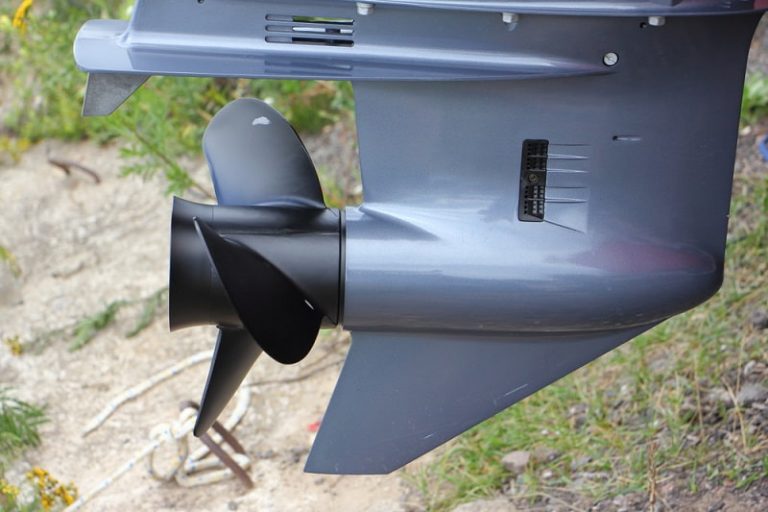 Can You Run an Outboard Motor Without The Lower Unit? Anchor.Travel