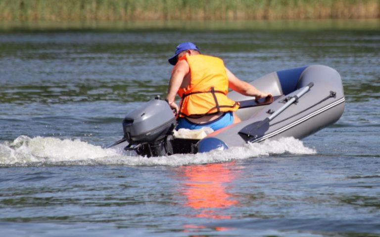 Why Does My Outboard Motor Shake?
