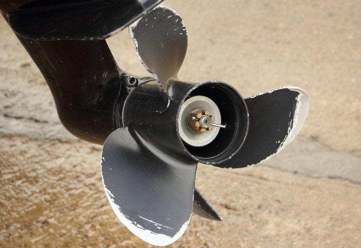 10 Symptoms of Bent and Damaged Propellers